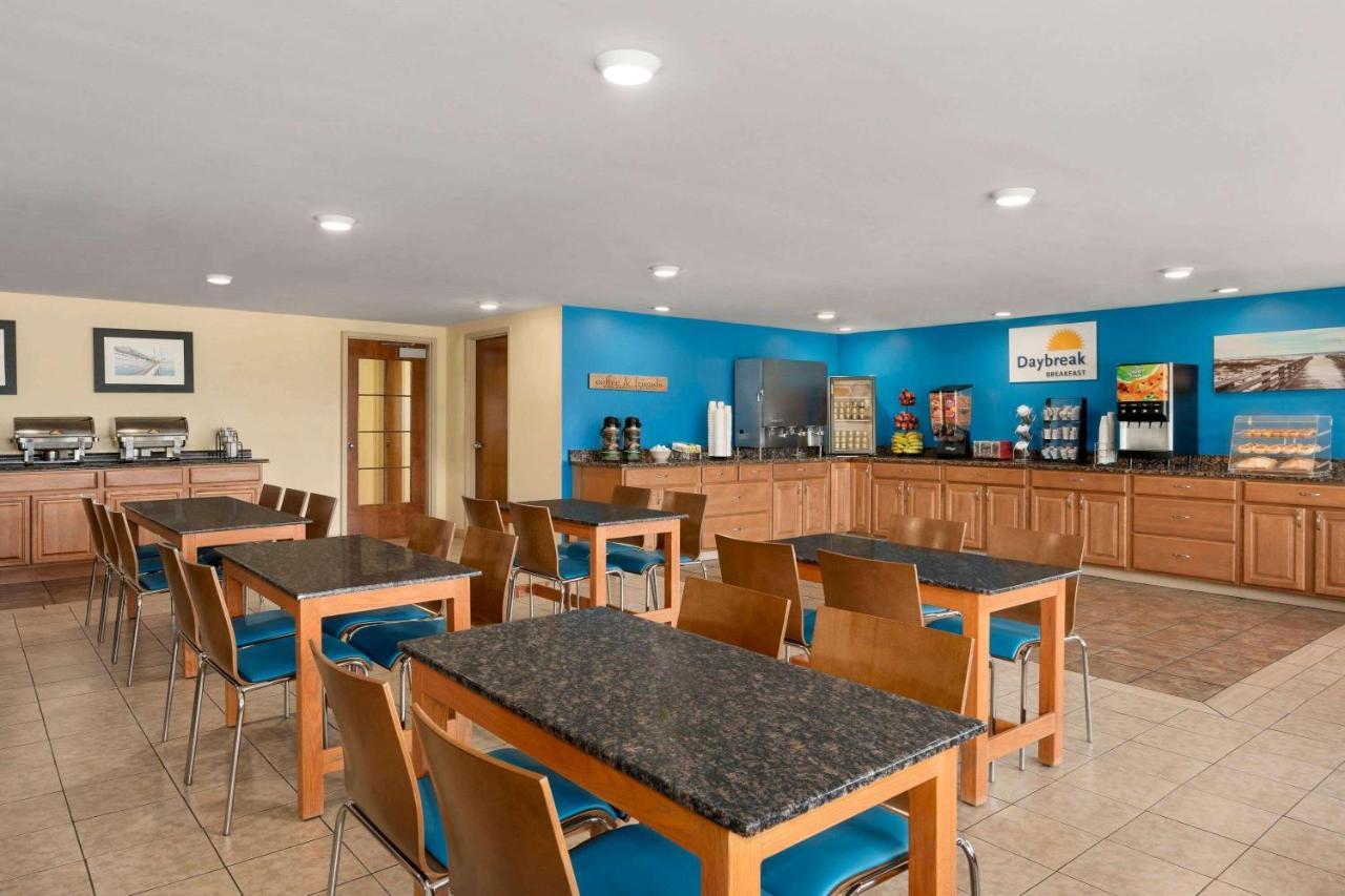 Days Inn By Wyndham Airport/Maine Mall South Portland Eksteriør bilde