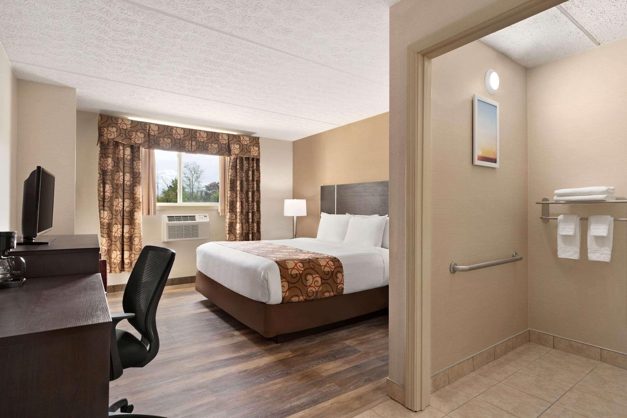 Days Inn By Wyndham Airport/Maine Mall South Portland Eksteriør bilde