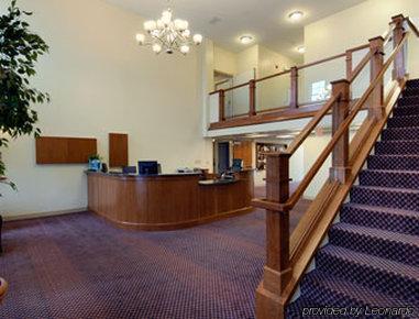 Days Inn By Wyndham Airport/Maine Mall South Portland Interiør bilde
