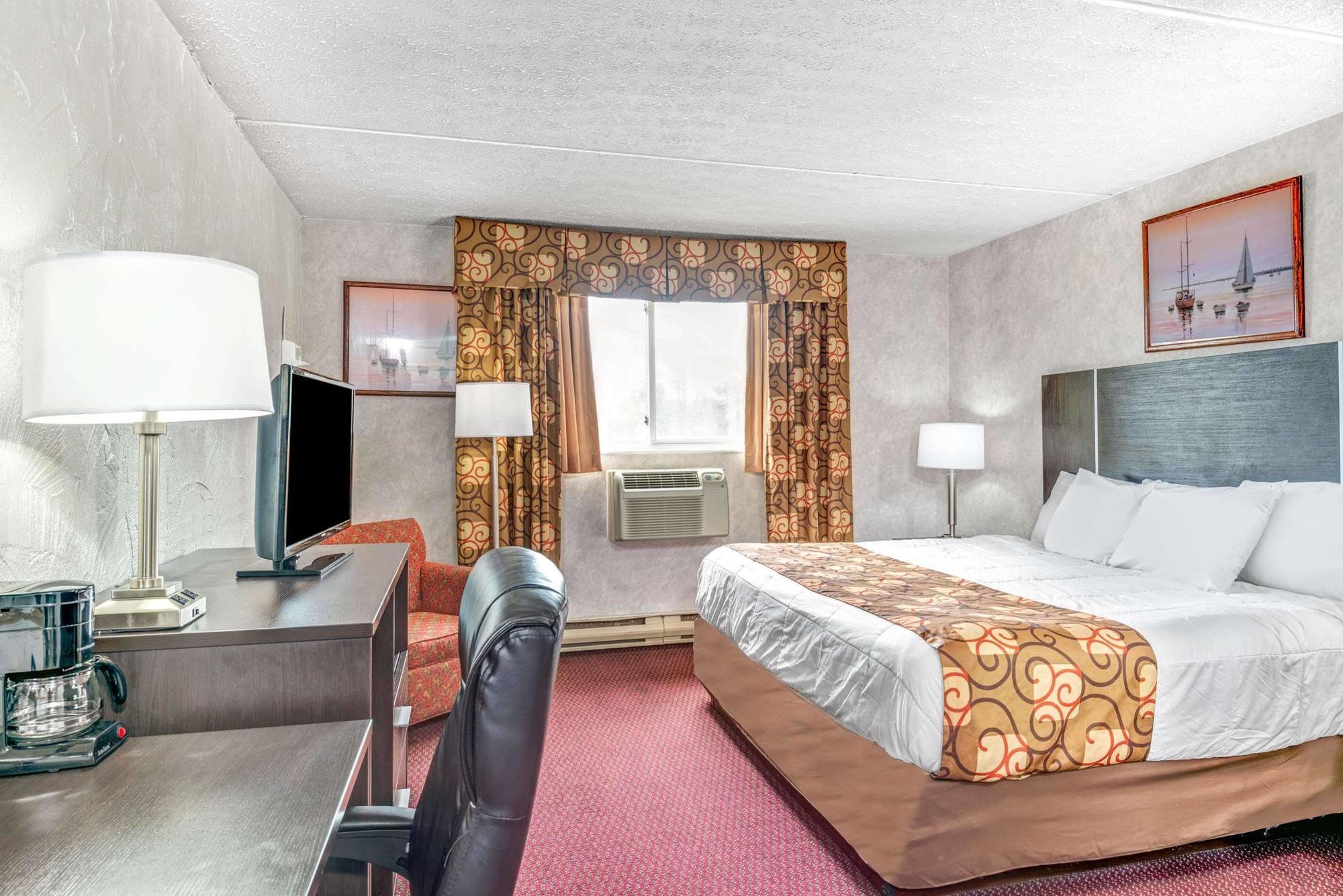 Days Inn By Wyndham Airport/Maine Mall South Portland Eksteriør bilde