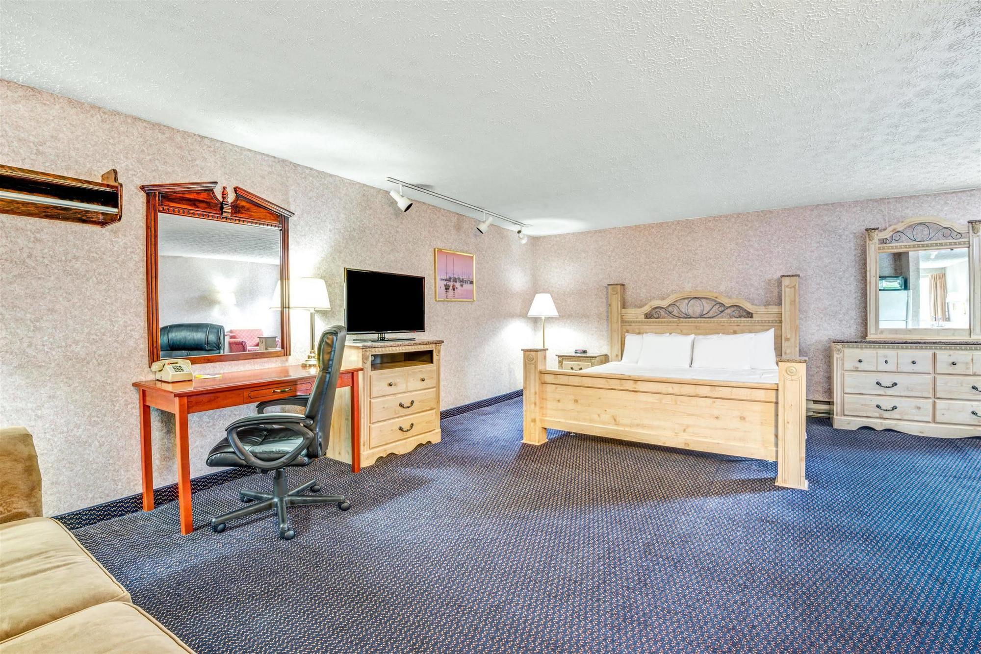 Days Inn By Wyndham Airport/Maine Mall South Portland Eksteriør bilde